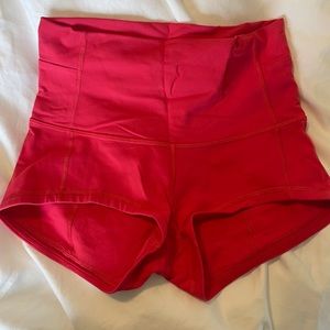 Lululemon Shorts size 6 EUC